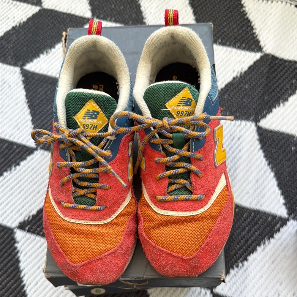 New Balance 997H Colorful Sneakers